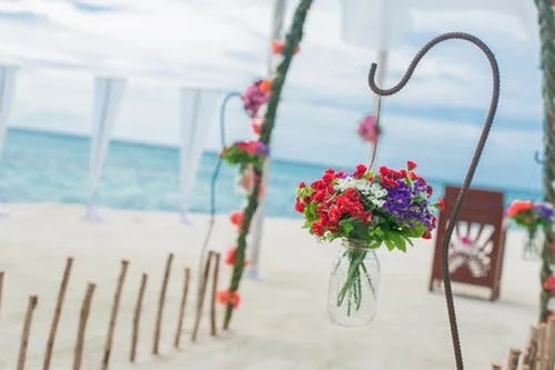 beach wedding decor