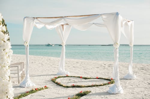 beach wedding decoration