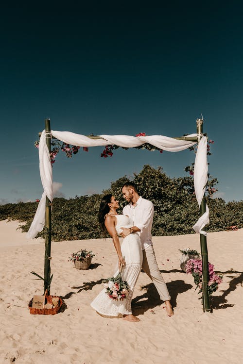 sand bride groom