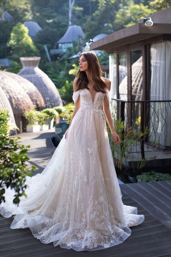 gowns for beach wedding